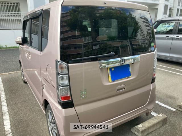 Honda N BOX 2014-08 8413892-2