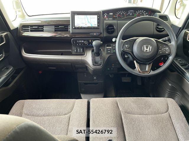 Honda N BOX 2022-01 8413859-1