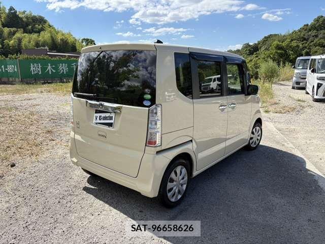 Honda N BOX 2015-06 8413866-1