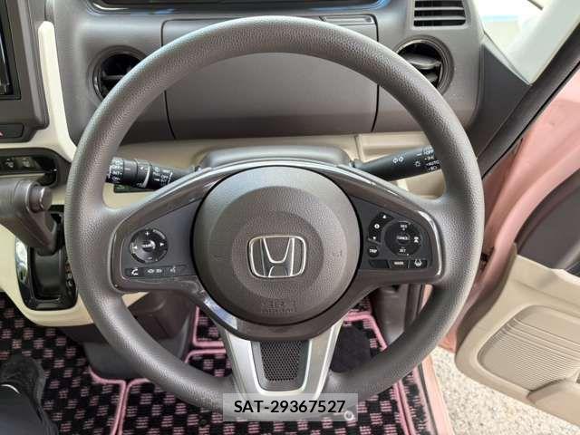 Honda N BOX 2017-10 8413864-13