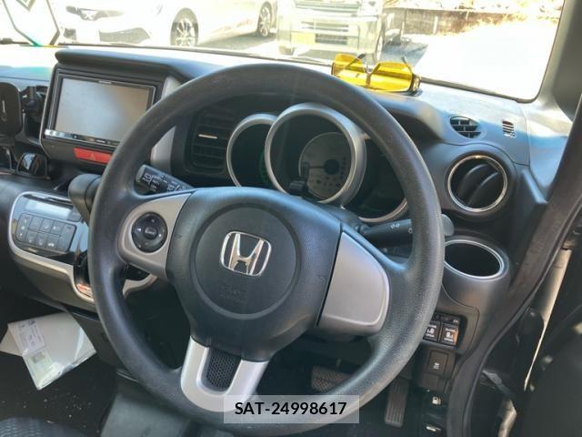 Honda N BOX 2013-10 8413895-12