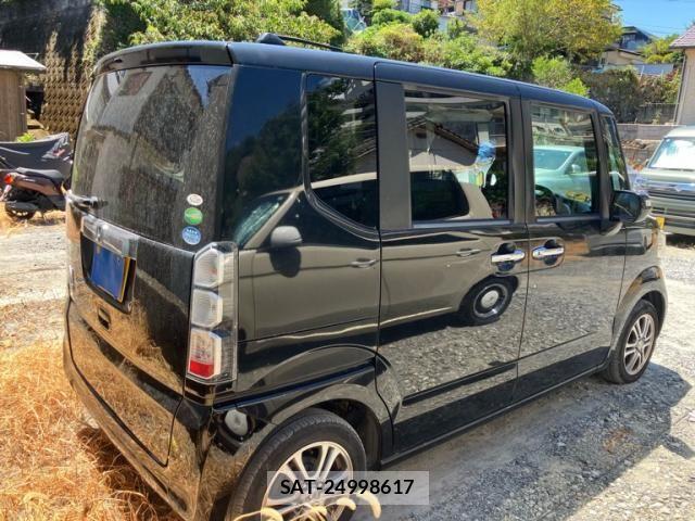 Honda N BOX 2013-10 8413895-3