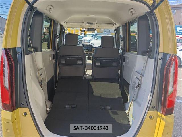 Honda N BOX 2024-08 8413856-11