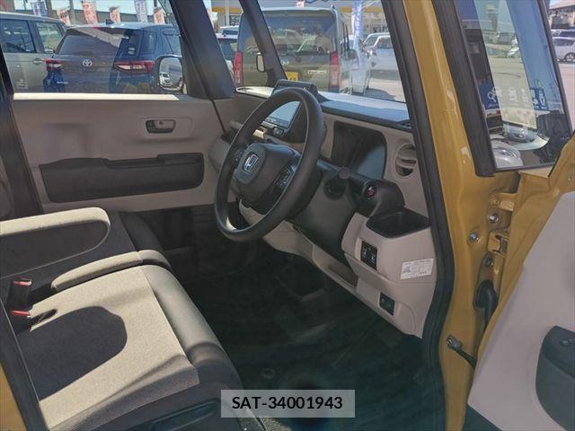 Honda N BOX 2024-08 8413856-16