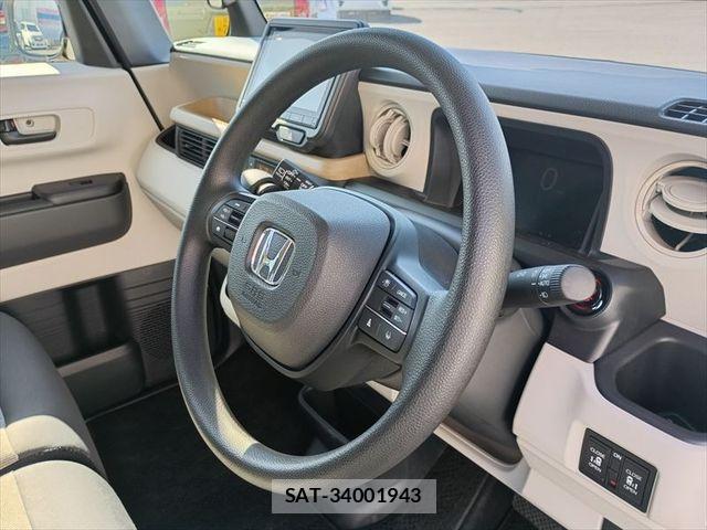 Honda N BOX 2024-08 8413856-17
