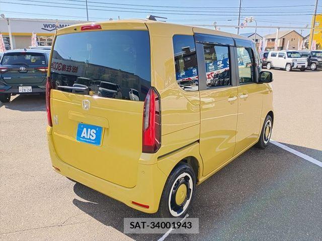 Honda N BOX 2024-08 8413856-2