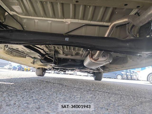 Honda N BOX 2024-08 8413856-3