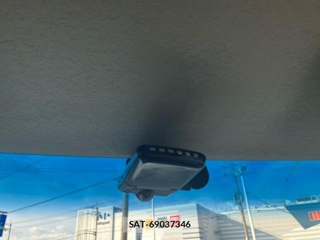 Honda N BOX 2013-03 8413890-16