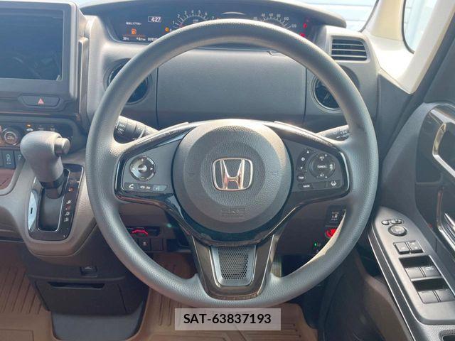 Honda N BOX 2023-09 8438483-10