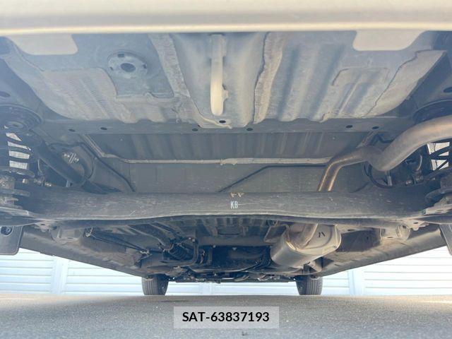 Honda N BOX 2023-09 8438483-18