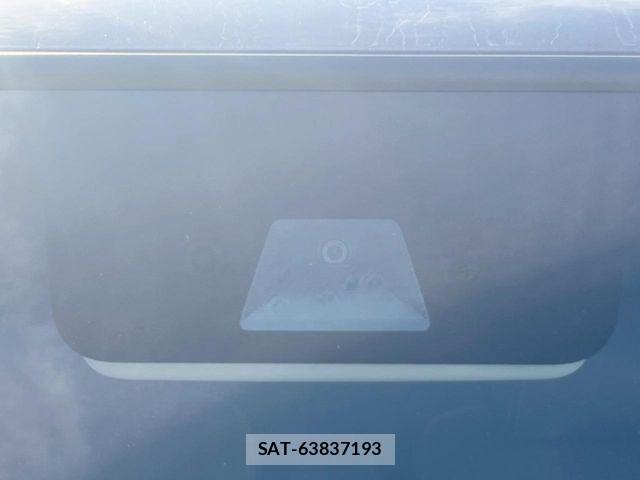 Honda N BOX 2023-09 8438483-2