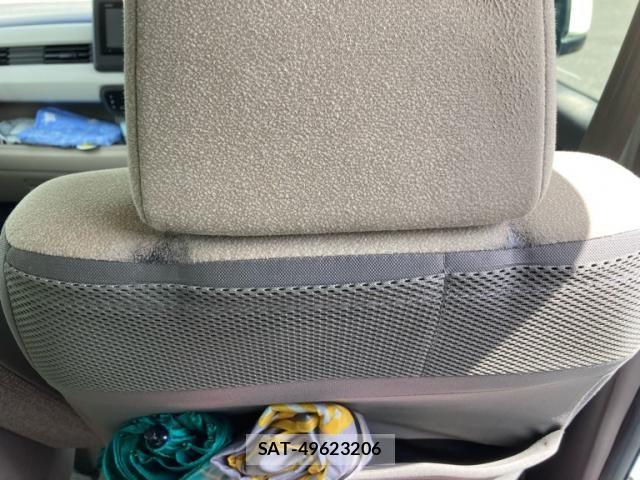 Honda N BOX 2018-05 8438522-10