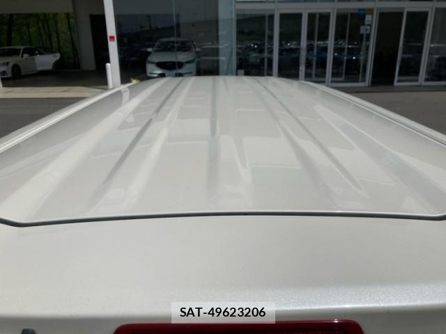 Honda N BOX 2018-05 8438522-11