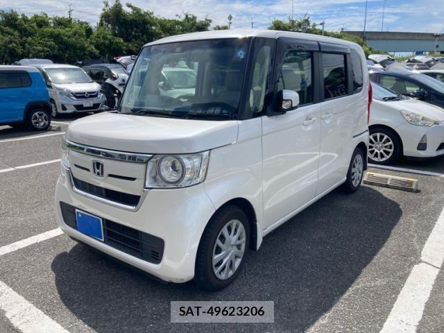 Honda N BOX 2018-05 8438522-1