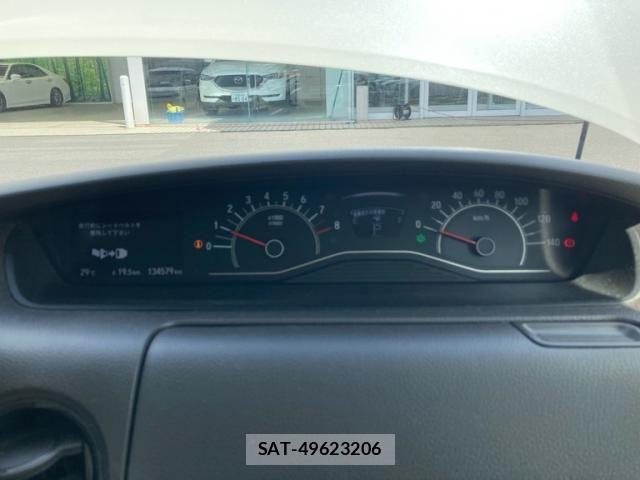 Honda N BOX 2018-05 8438522-20