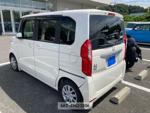 Honda N BOX 2018-05 8438522-4