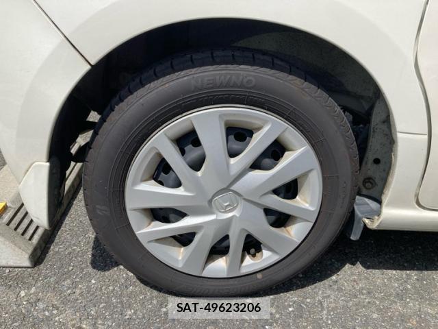 Honda N BOX 2018-05 8438522-8
