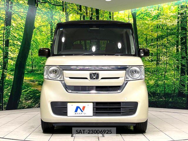 Honda N BOX 2018-06 8438496-14