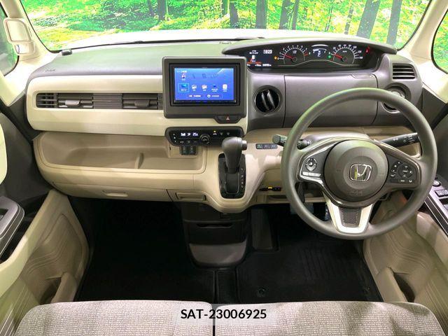Honda N BOX 2018-06 8438496-2