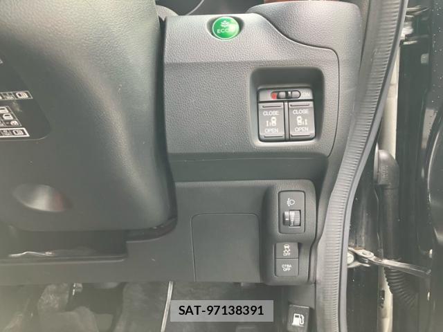 Honda N BOX 2015-08 8438520-16