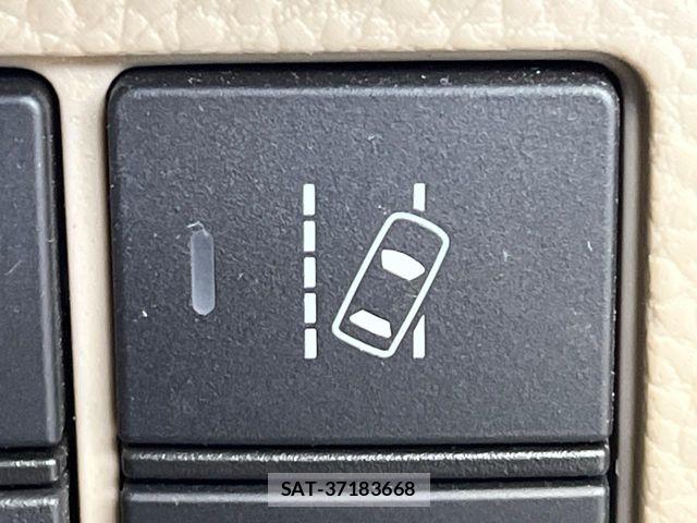Honda N BOX 2018-07 8438504-6