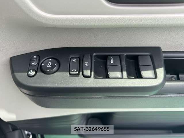 Honda N BOX 2026-06 8438484-12