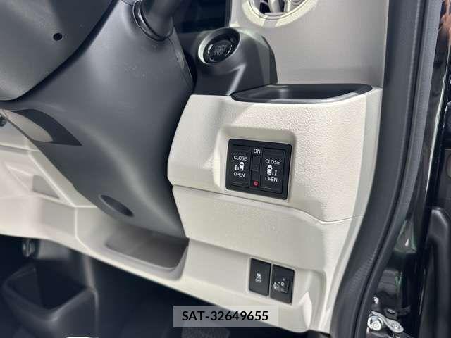 Honda N BOX 2026-06 8438484-13