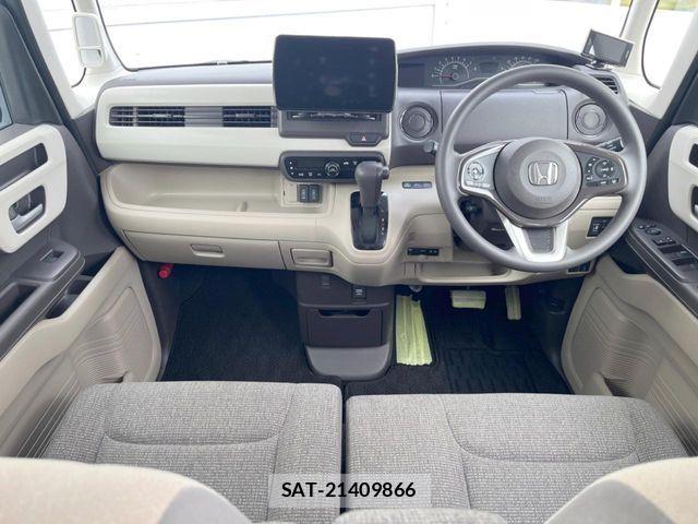 Honda N BOX 2018-06 8438502-1