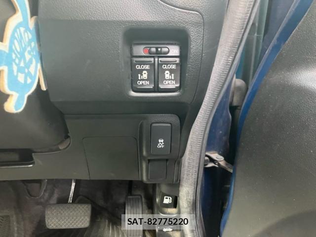 Honda N BOX 2014-01 8438521-12