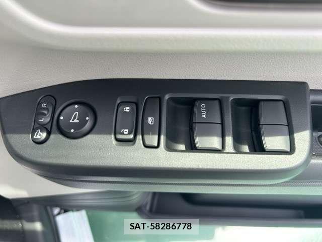 Honda N BOX 2026-06 8438485-11