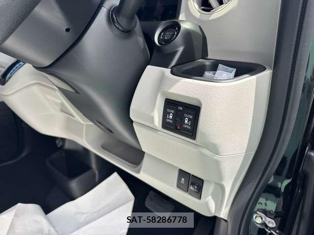 Honda N BOX 2026-06 8438485-13