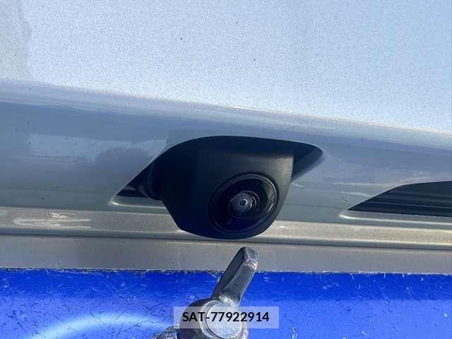 Honda N BOX 2026-06 8438479-9