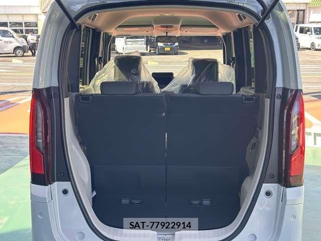 Honda N BOX 2026-06 8438479-10