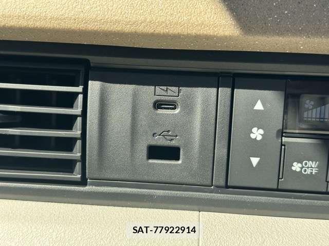Honda N BOX 2026-06 8438479-17