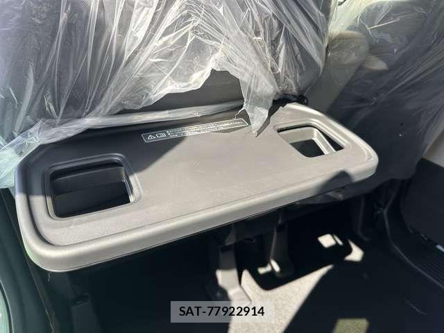 Honda N BOX 2026-06 8438479-6