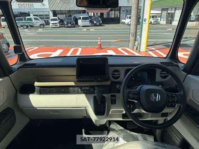 Honda N BOX 2026-06 8438479-7
