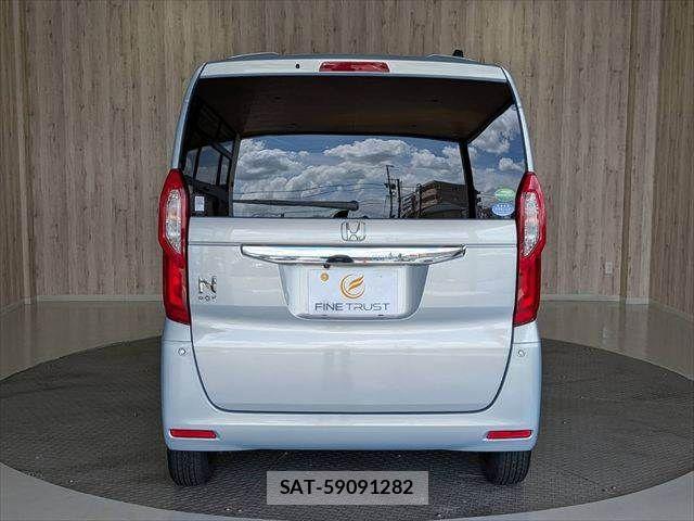 Honda N BOX 2019-09 8438506-16