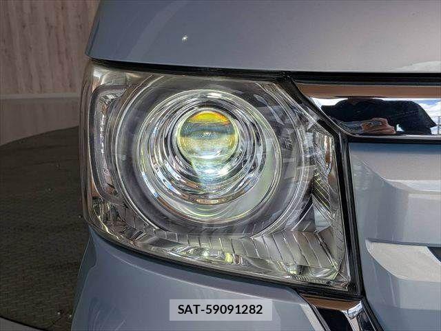 Honda N BOX 2019-09 8438506-27
