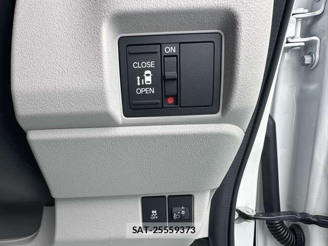 Honda N BOX 2026-06 8438486-16