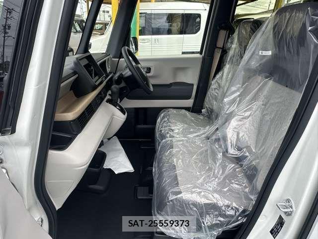 Honda N BOX 2026-06 8438486-4
