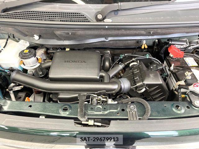 Honda N BOX 2022-06 8438487-17