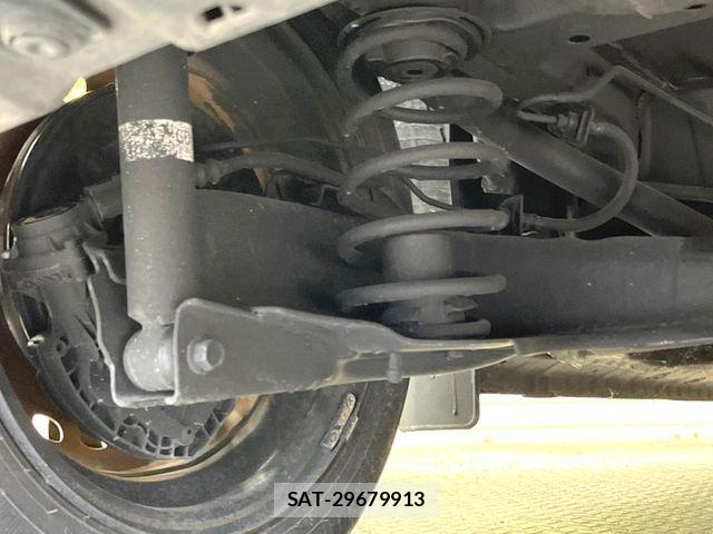 Honda N BOX 2022-06 8438487-19