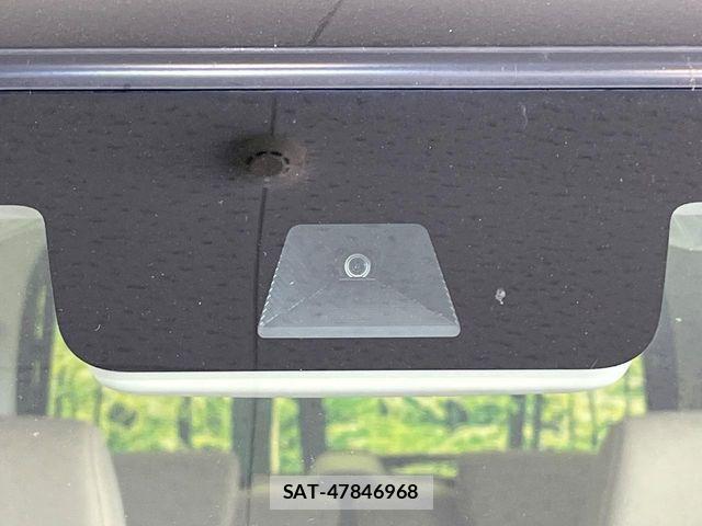 Honda N BOX 2019-08 8438497-2