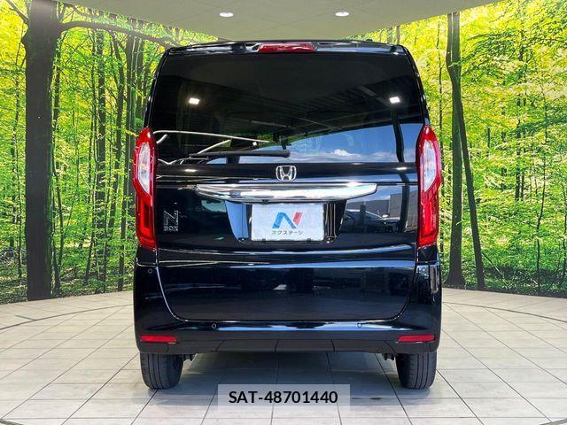 Honda N BOX 2023-09 8438495-14