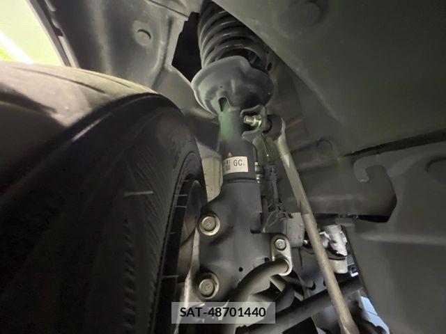 Honda N BOX 2023-09 8438495-19