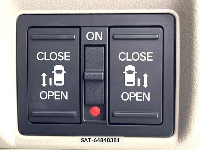 Honda N BOX 2024-09 8438478-3