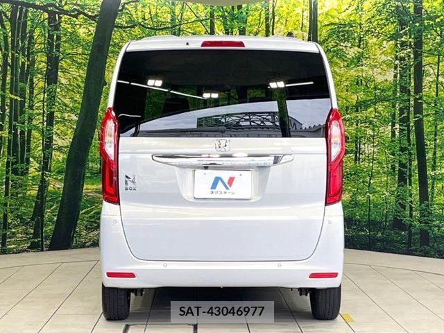 Honda N BOX 2023-03 8457981-14