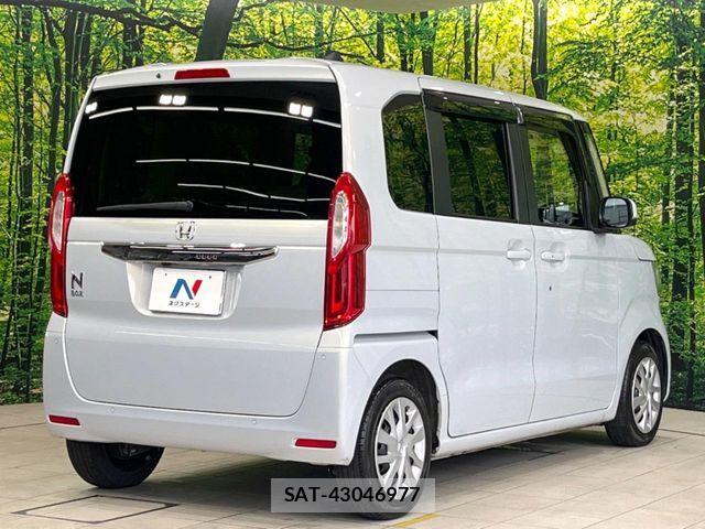 Honda N BOX 2023-03 8457981-16