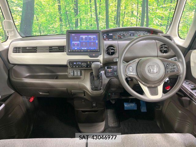 Honda N BOX 2023-03 8457981-1