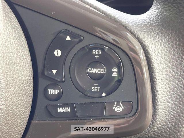 Honda N BOX 2023-03 8457981-4